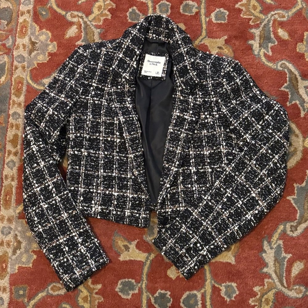 Abercrombie & Fitch Black and White Plaid Cropped Blazer